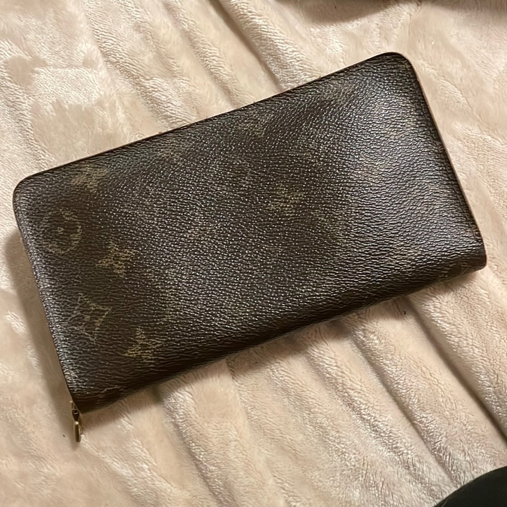 Louis Vuitton wallet